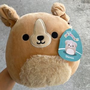 NWT 8” Stevon Golden Retriever Squishmallow